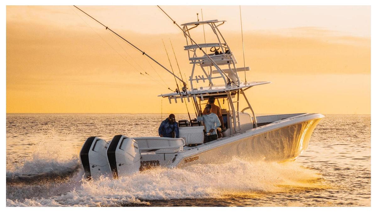 2025 Bahama 41 Super Center Console | 41ft