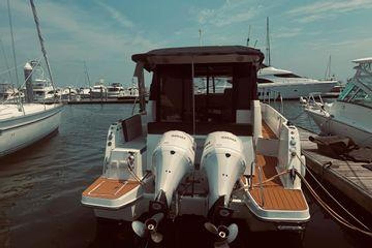 Used 2020 Jeanneau NC 1095 - 34ft