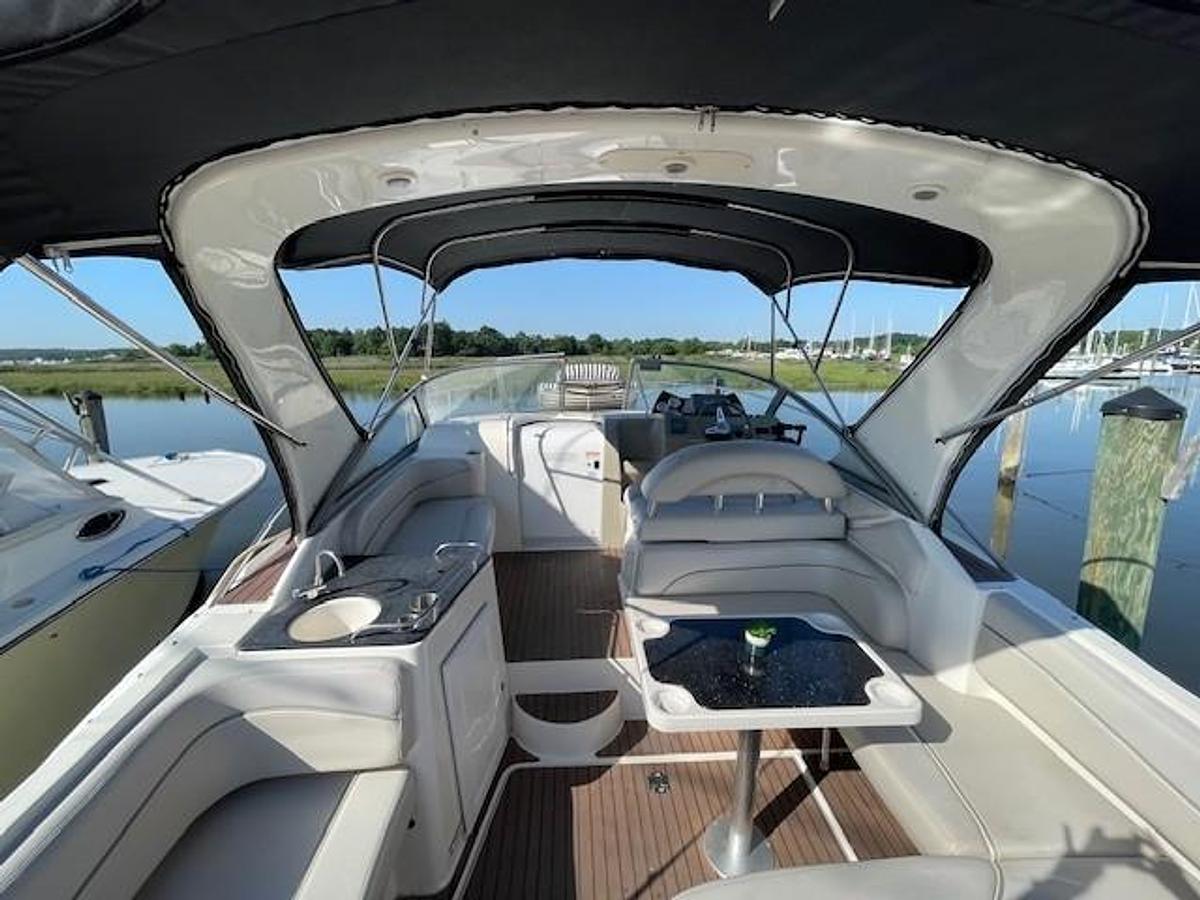 Used 2008 Larson Cabrio 330 Day Cruiser | 33ft