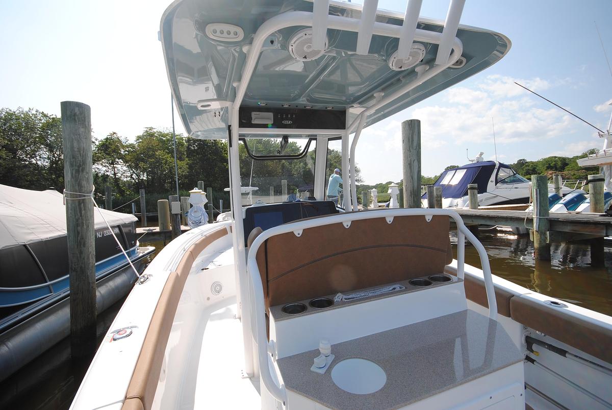 Used 2022 Sea Hunt Ultra 265 SE | 26ft