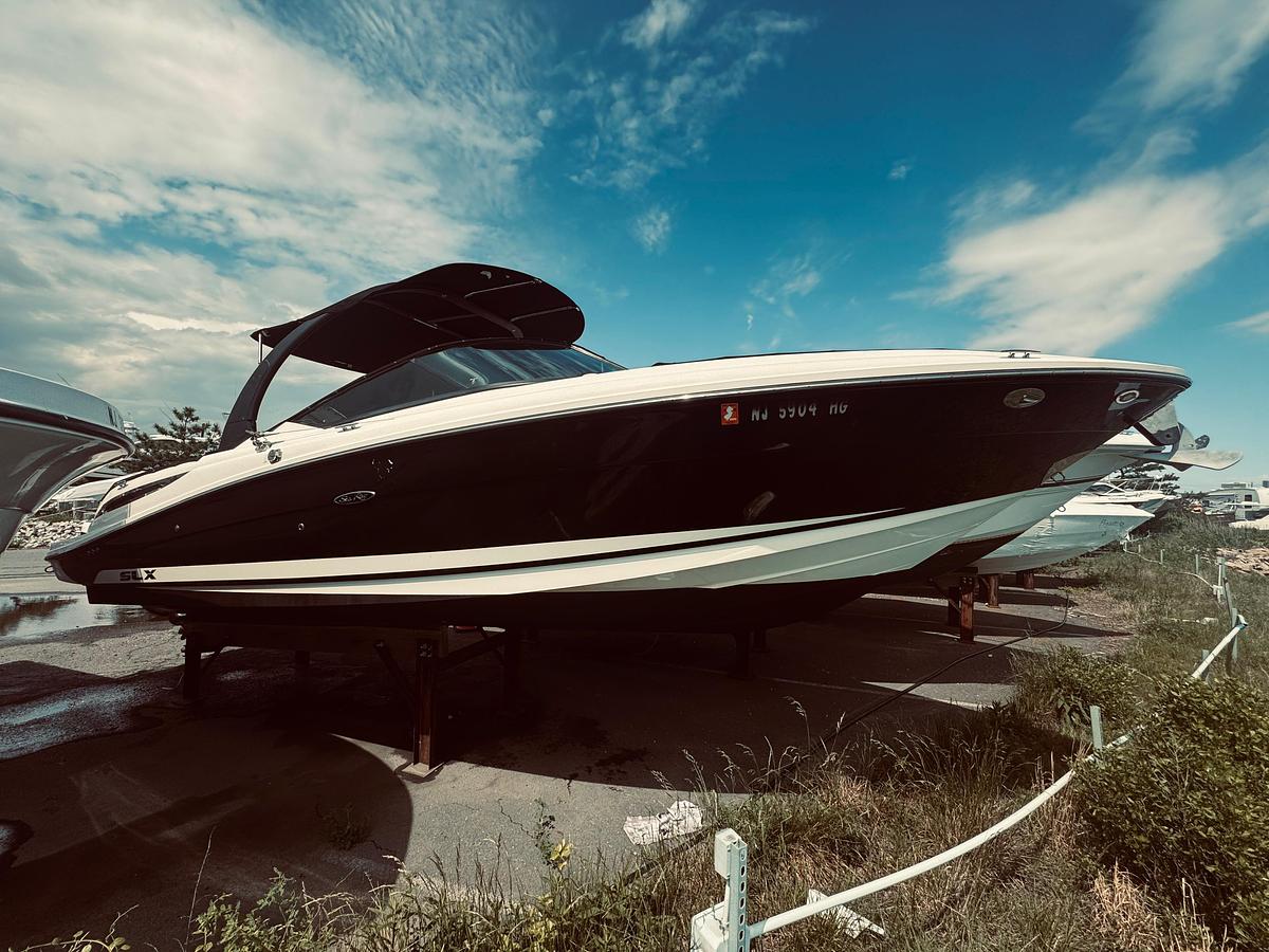 Used 2015 Sea Ray 270 SLX | 27ft
