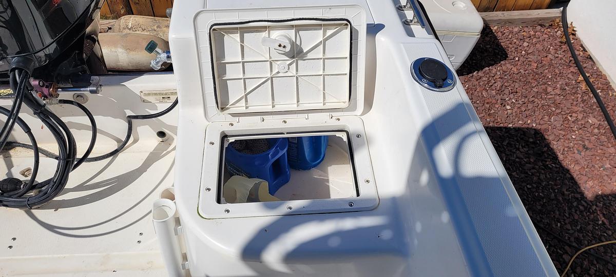 Used 2001 Angler 22 Center Console | 22ft