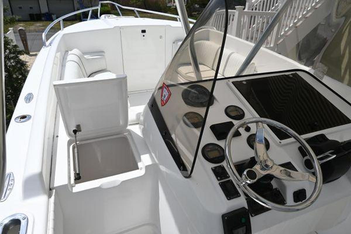 Used 32' Intrepid 323 Cuddy | 2002