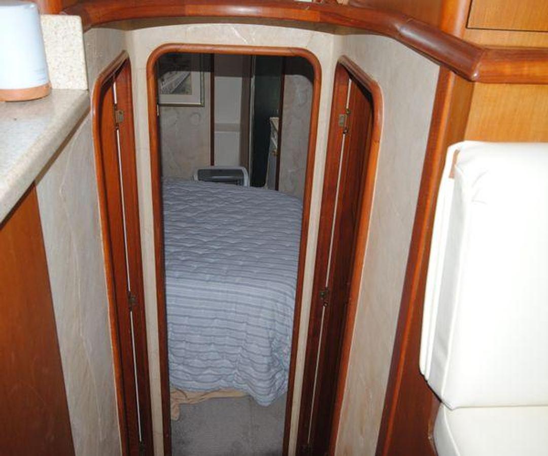 Used 1999 45' Ocean Yachts Super Sport | 45ft