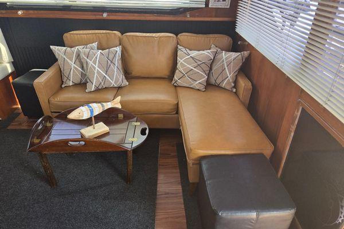 Used 1990 42' Egg Harbor Golden Egg 42 | 42ft