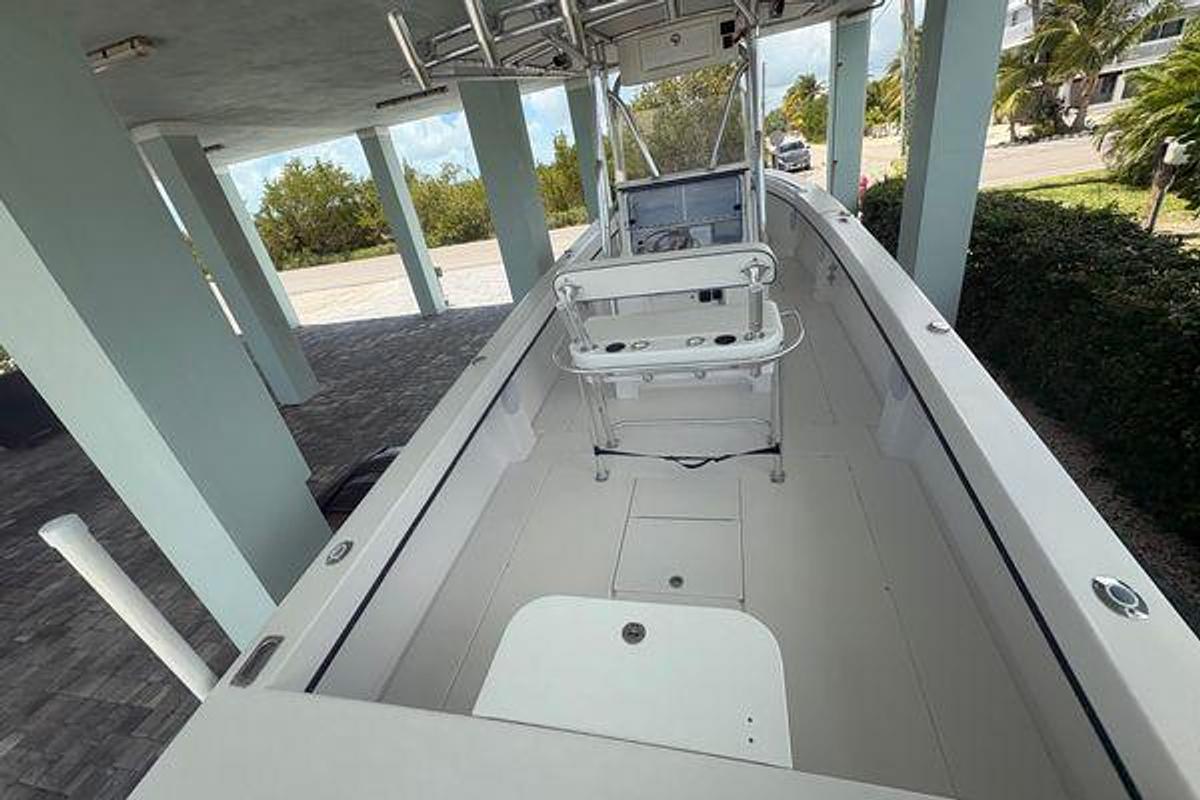Used 2025 28' Whitewater 28 Center Console | 28ft