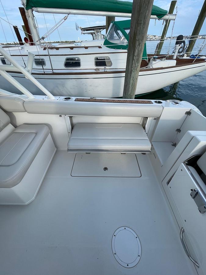 Used 2021 Sailfish 276 DC | 28ft