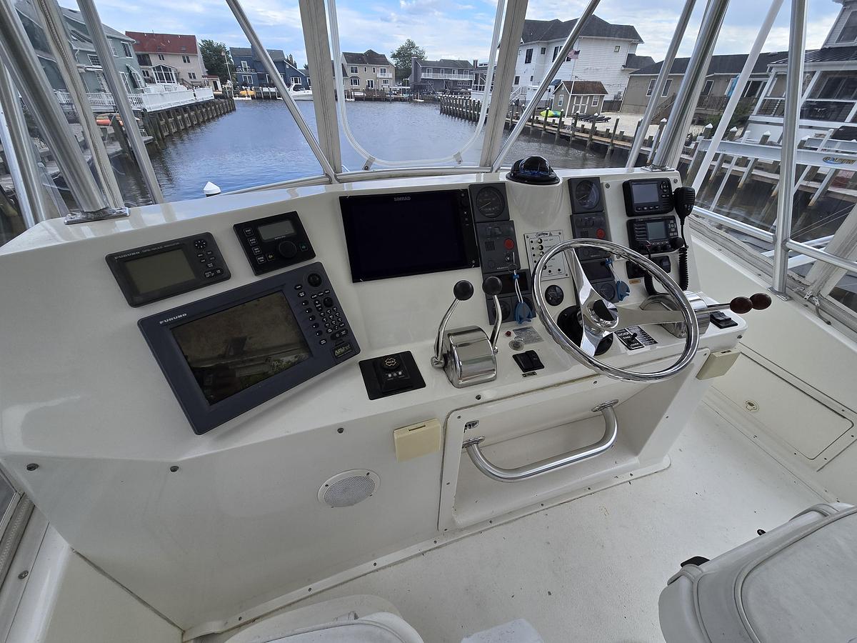 Used 2003 35' Henriques Sportfisherman Flybridge | 35ft