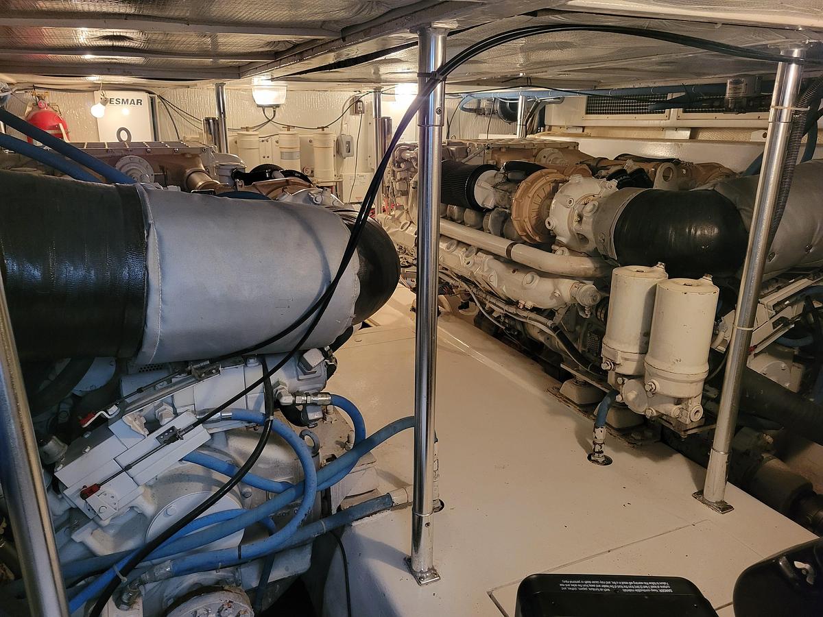 Used 1986 Ocean Yachts 55 Super Sport | 55ft