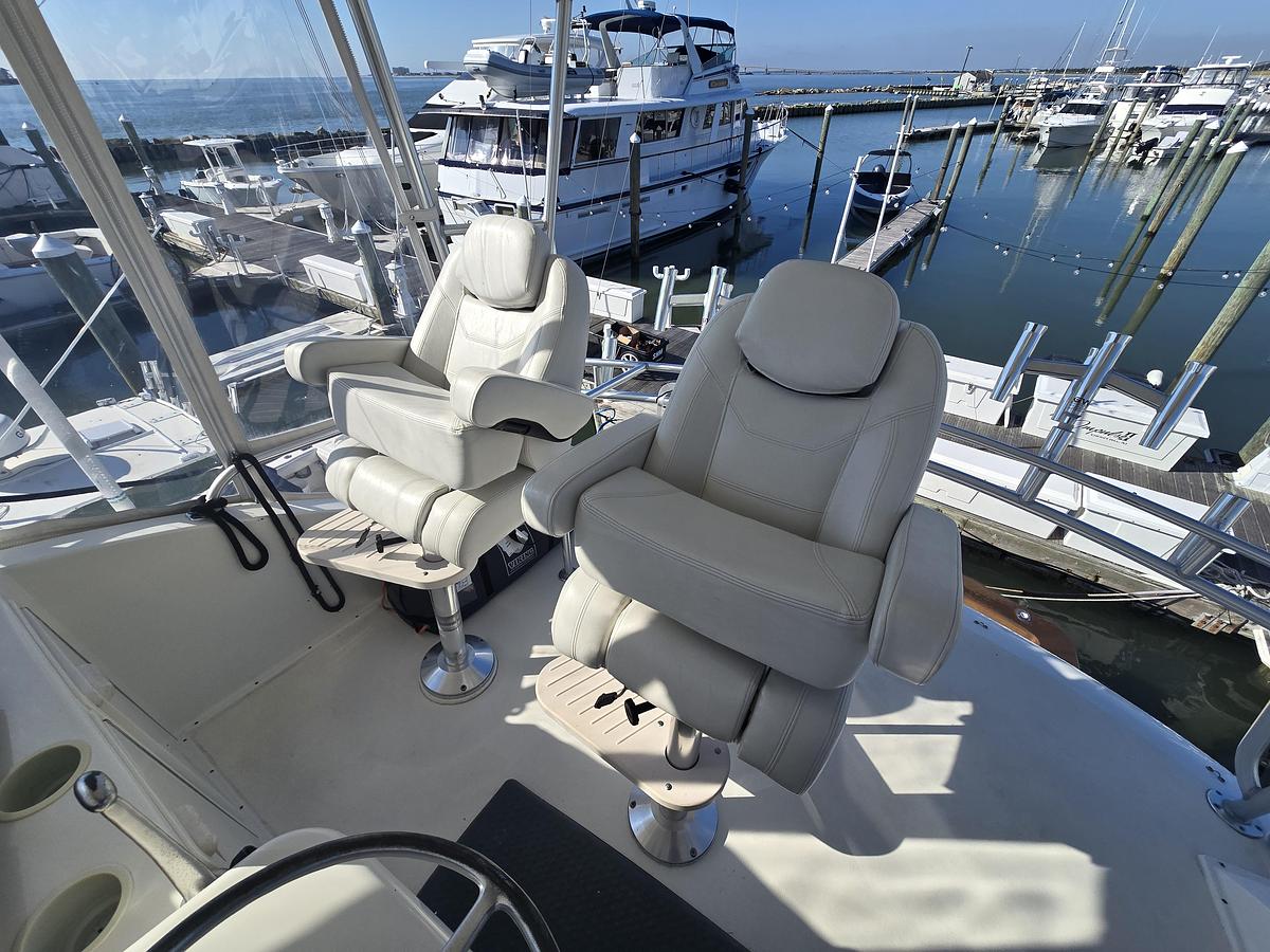 Used 2002 52' Ocean Yachts 52 Super Sport | 52ft