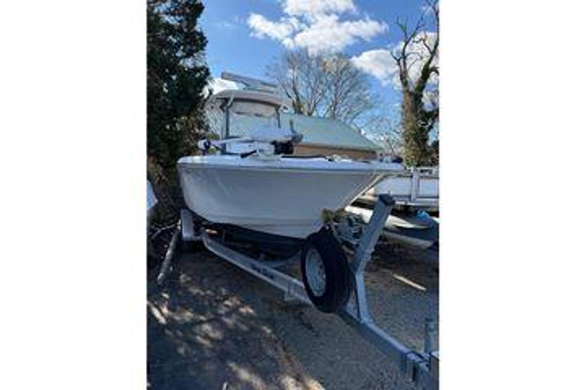 Used 2012 Tidewater 250 CC Adventure | 24' 