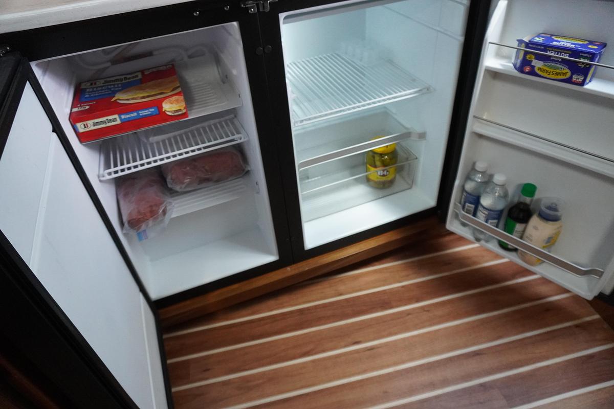 Used 2022 Henriques 42EXHT | 42ft