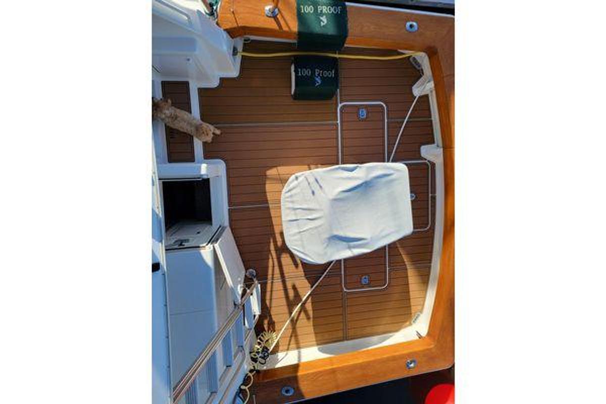 Used 1996 50' Viking 50 Convertible | 50ft
