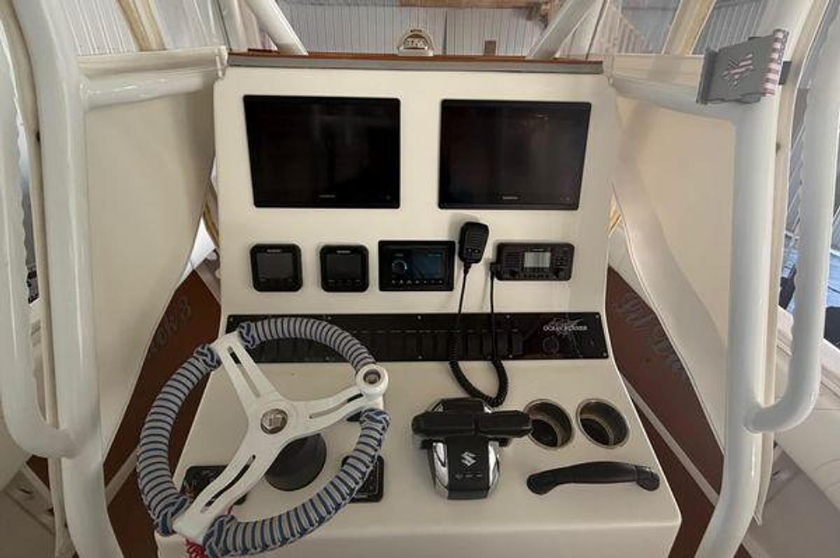 Used 2023 29' Ocean Runner 2 | 29ft