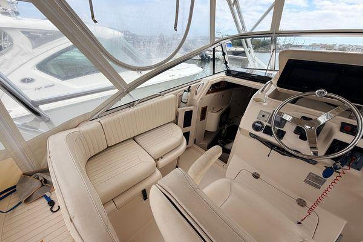 Used 2006 33' Grady-White Express 330 | 33ft