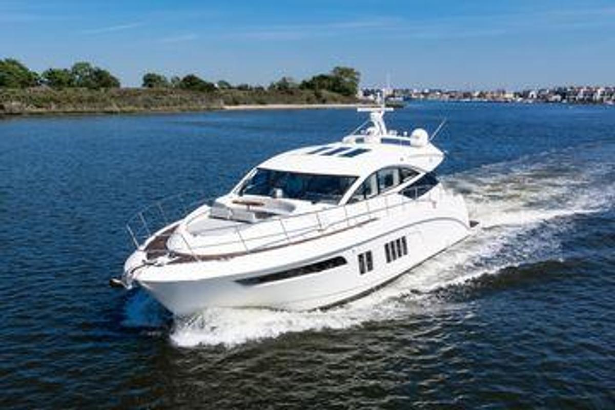 Used 2018 65' Sea Ray L650 | 65ft