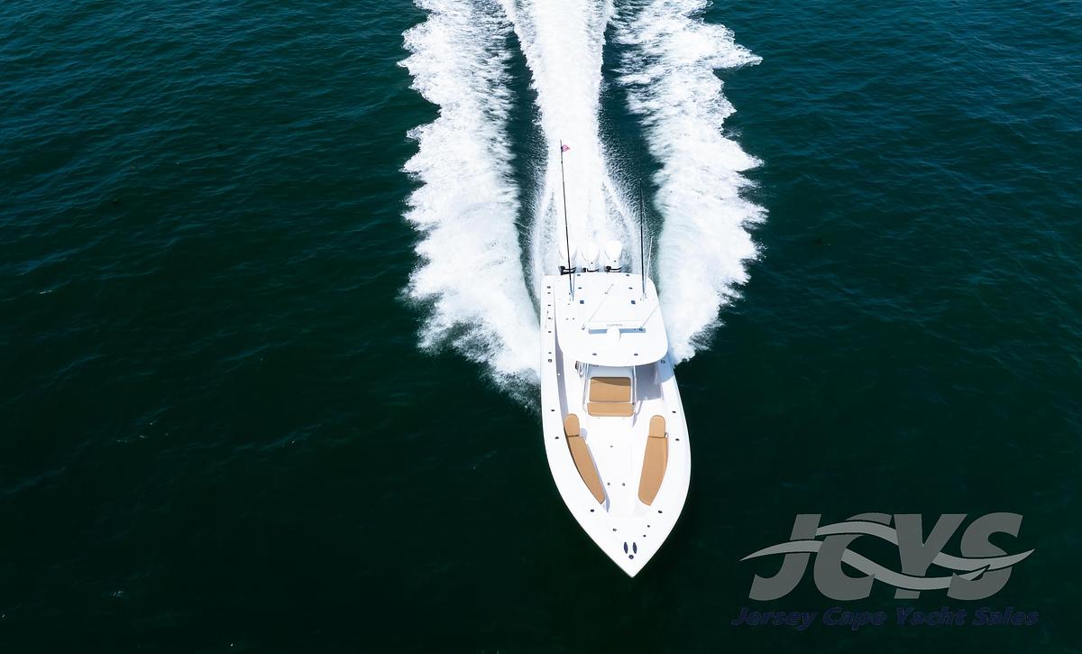 2025 Bahama 37 Super Center Console - 37ft - In Stock