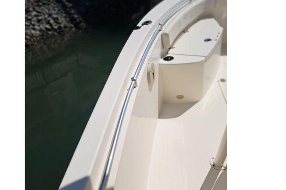 Used 2014 25' Cobia 256 Center Console | 25ft