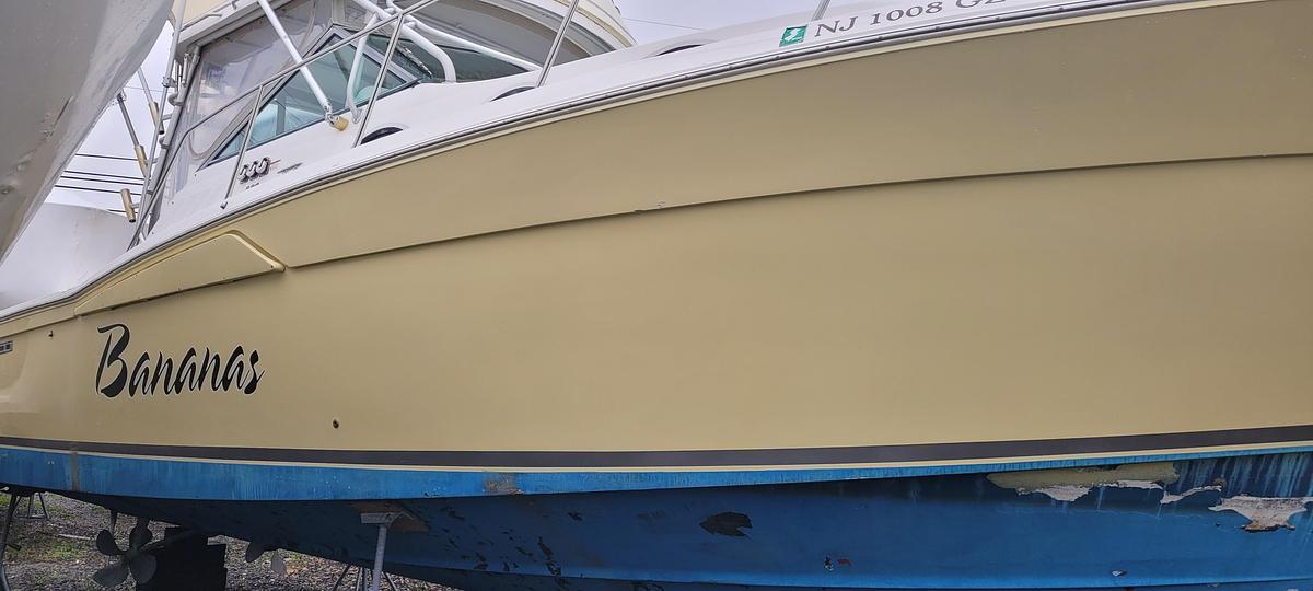 Used 2006 Wellcraft 330 Coastal | 33ft