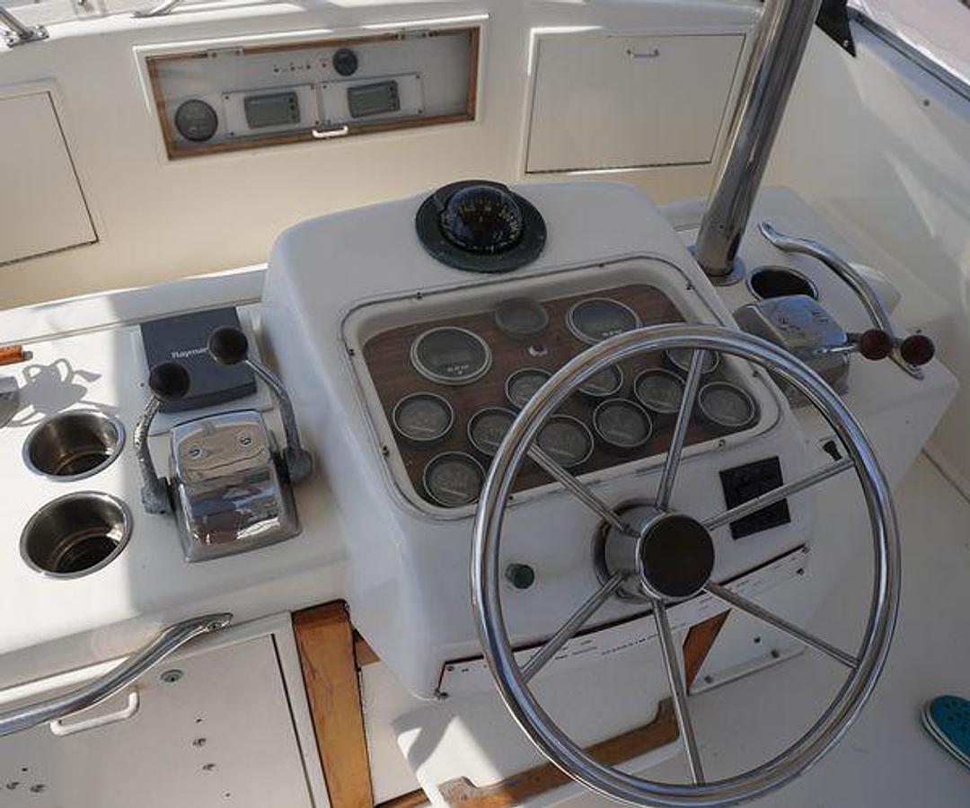 Used 1986 Ocean Yachts 38 Super Sport | 38ft