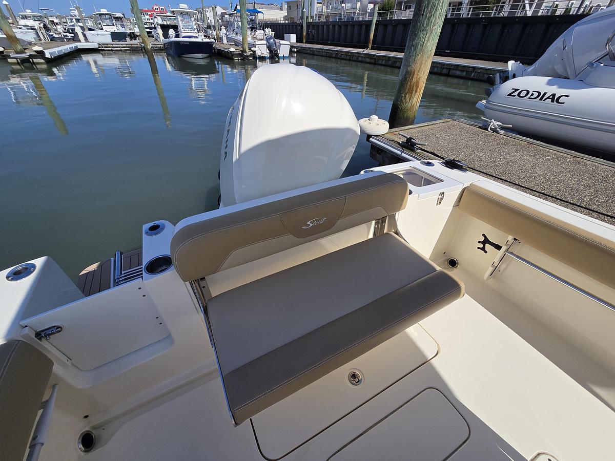 Used 2019 23' Scout 235 XSF | 23ft