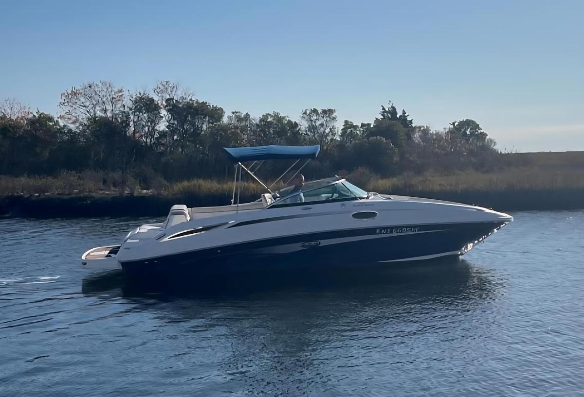 Used 2013 Sea Ray 260 Sundeck | 26ft