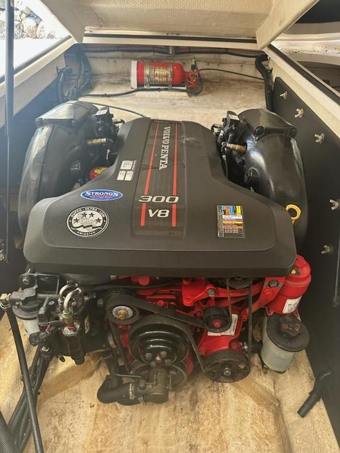 Used 2014 Regal 2700 Bowrider | 27ft