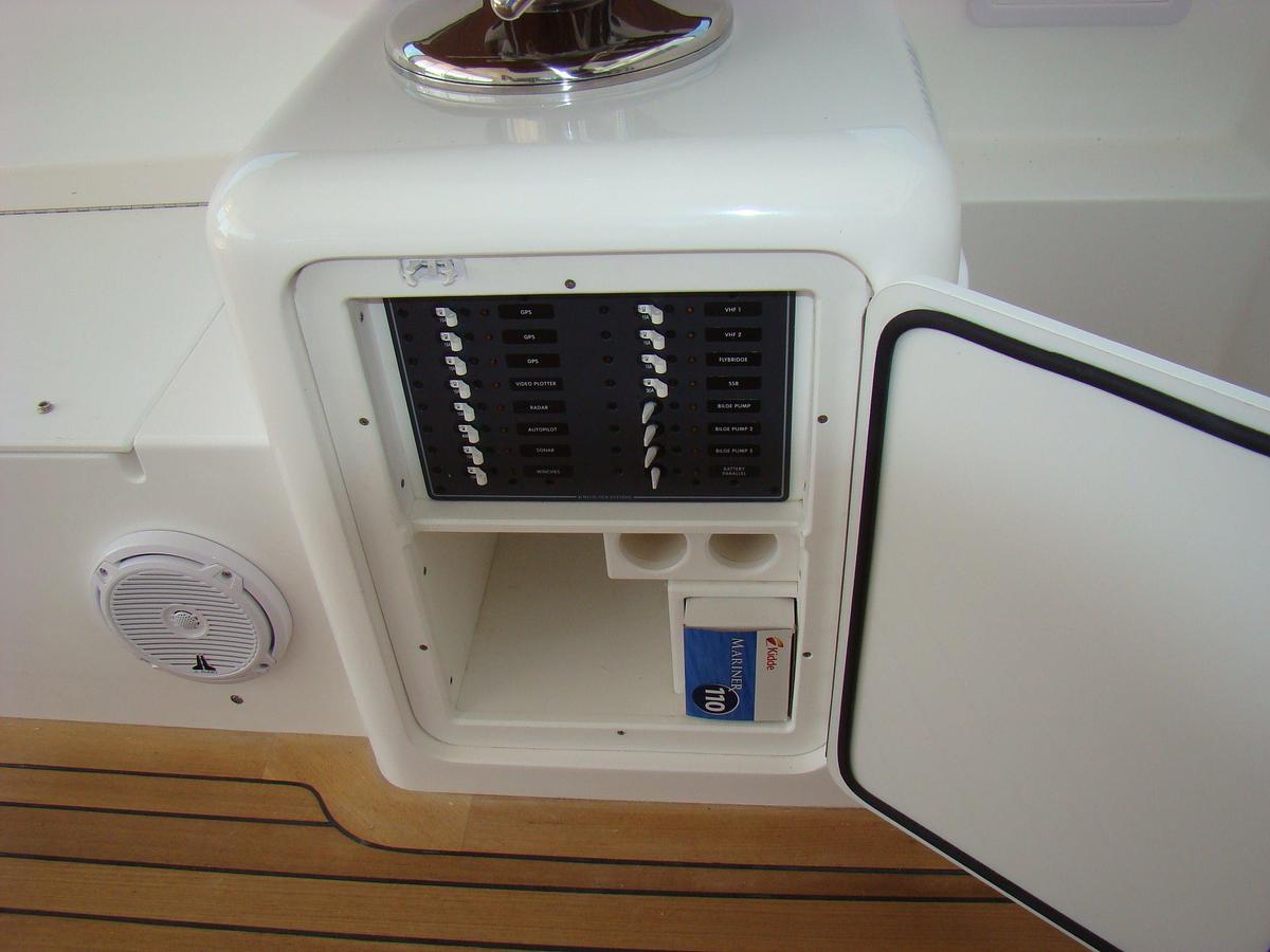 2026 Jersey Cape 47 Custom Hardtop | 47ft