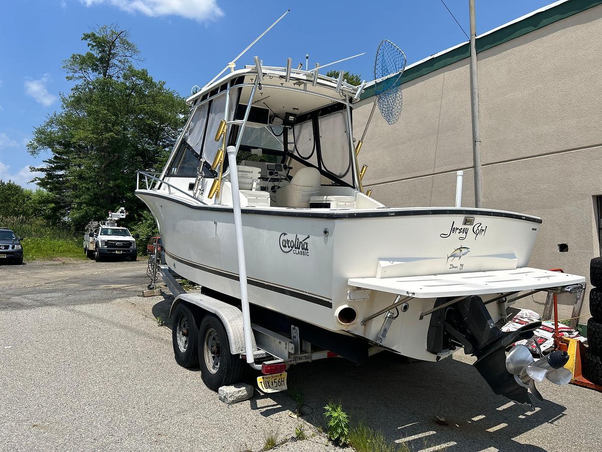 Used 1998 Carolina Classic 25 Express | 25ft