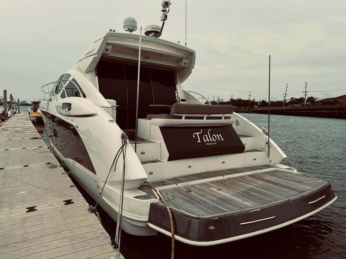 Used 2009 Azimut Atlantis 50 | 50ft