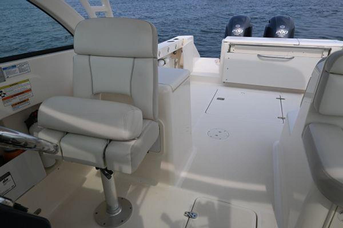 Used 2014 25' Pursuit DC 265 Dual Console | 25ft
