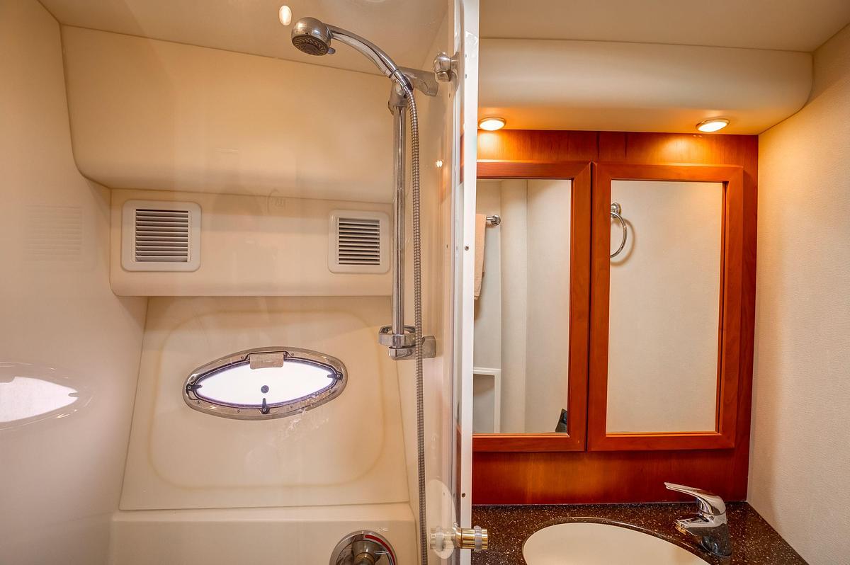 Used 2006 Silverton 50 Convertible | 50ft