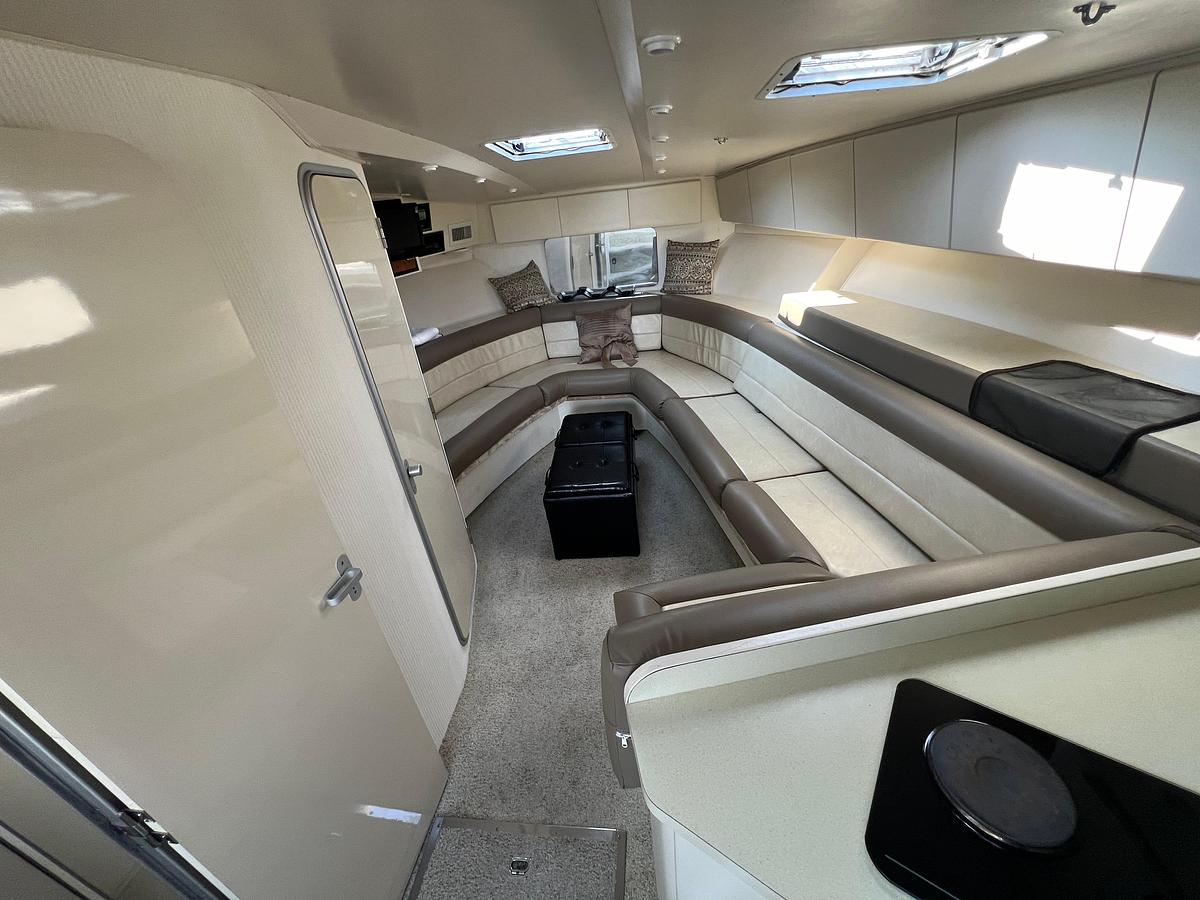 Used 1990 Trojan 11 Meter Express | 38ft