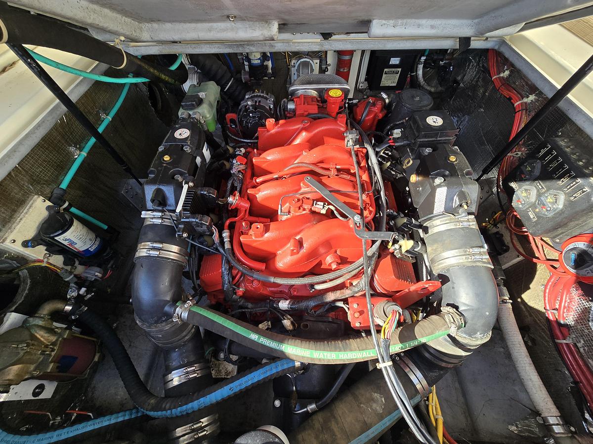 Used 2006 Albemarle 268 Express | 26ft