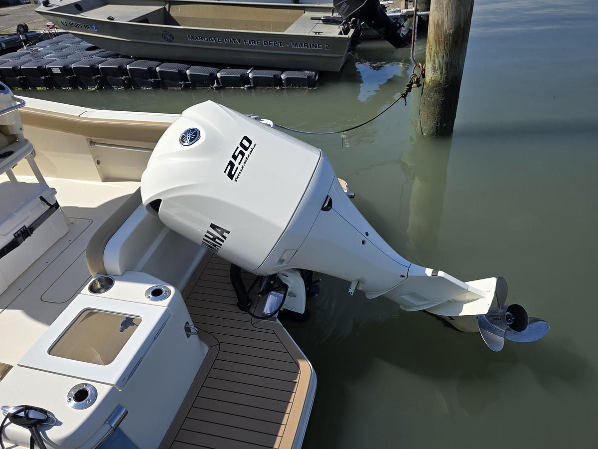 Used 2019 23' Scout 235 XSF | 23ft