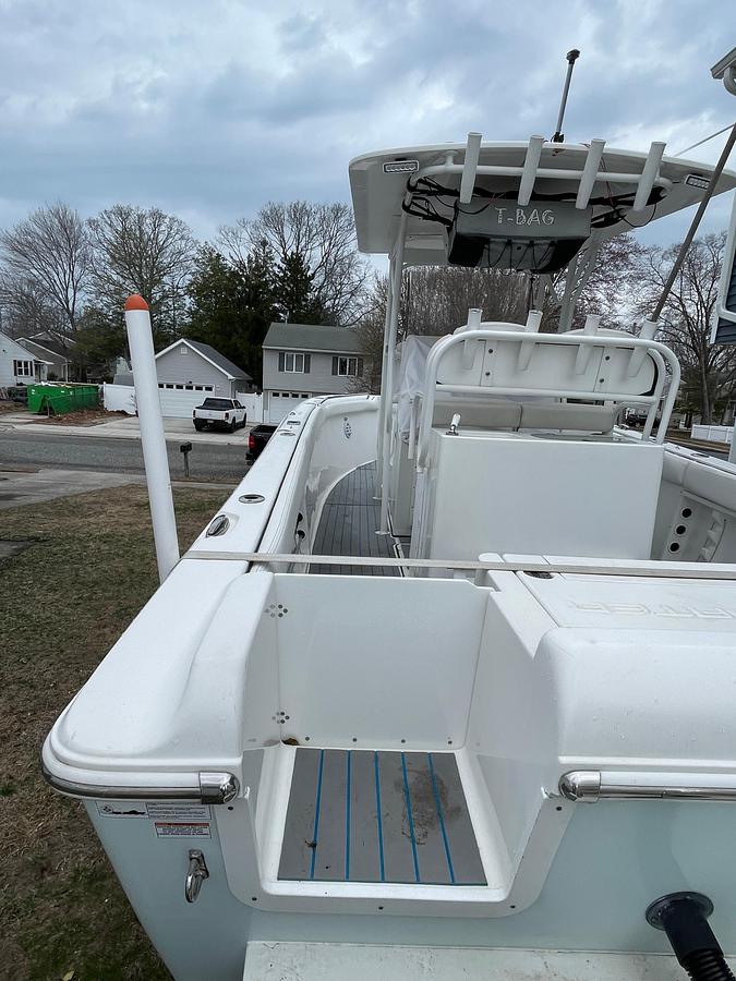 Used 2017 Clearwater 2508 Center Console | 26ft