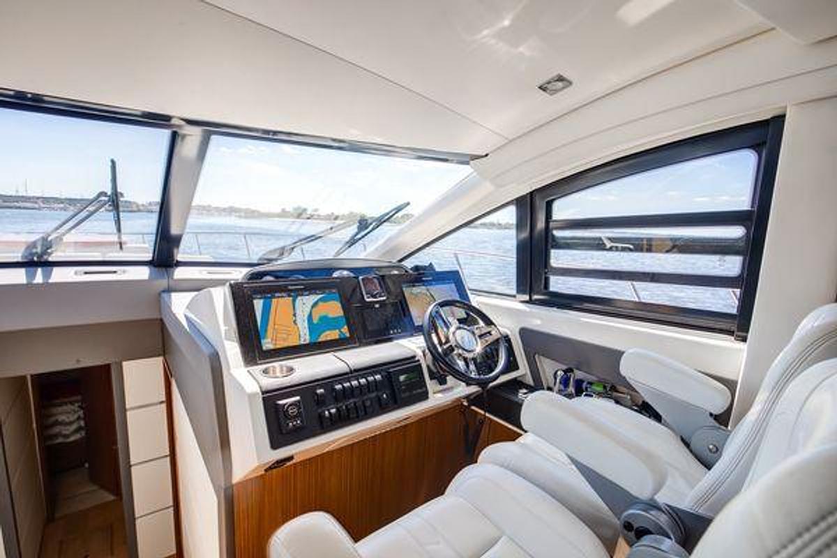Used 2018 65' Sea Ray L650 | 65ft