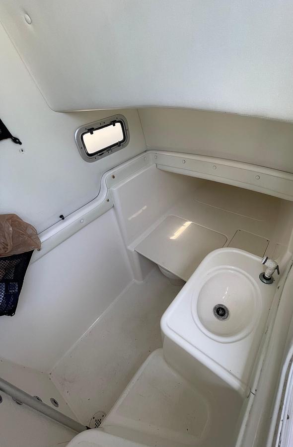 Used 2004 Century 3200 Center Console | 32ft