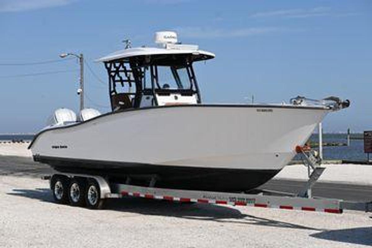 Used 2021 32' Cape Horn 32T | 32ft