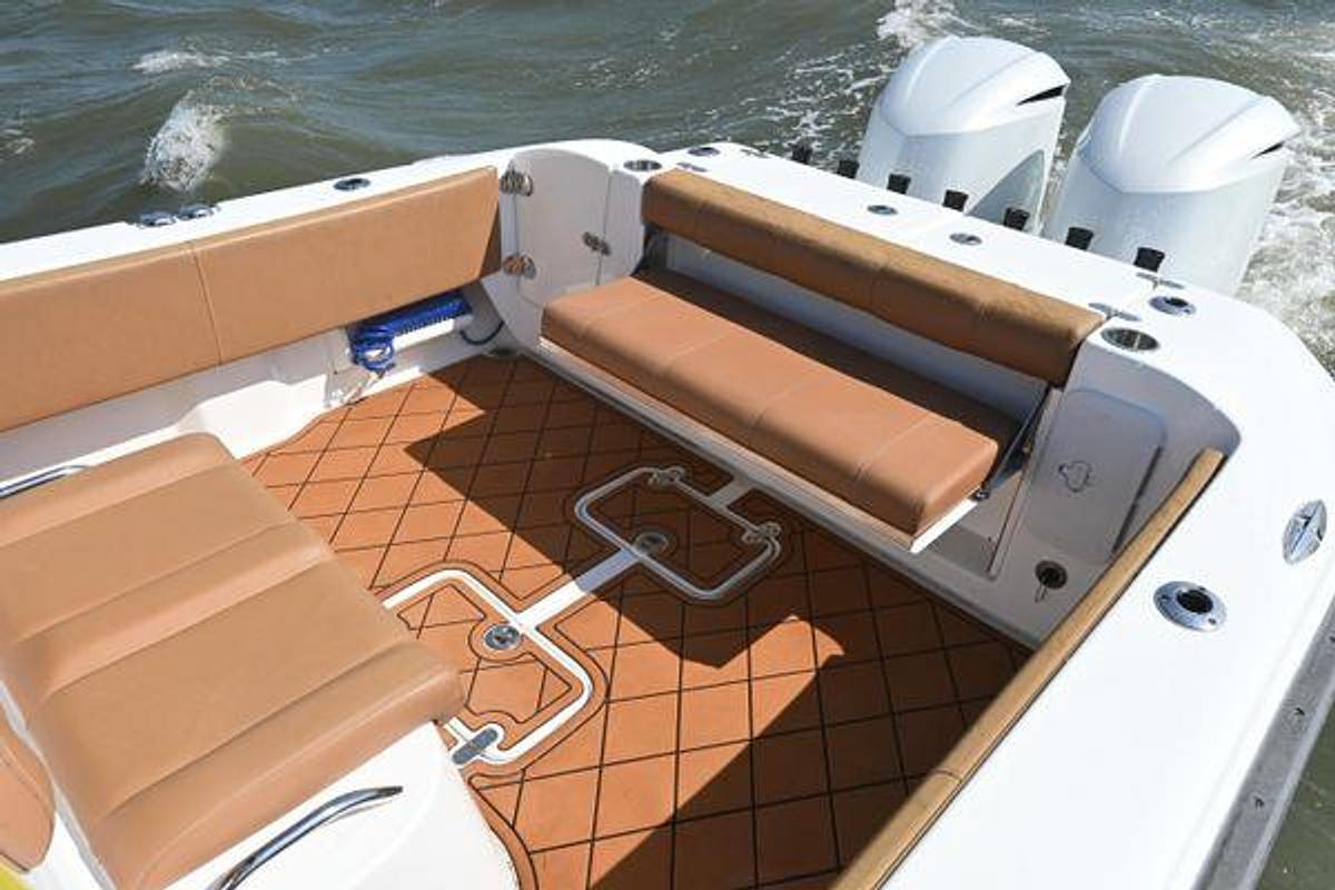 Used 2021 32' Cape Horn 32T | 32ft