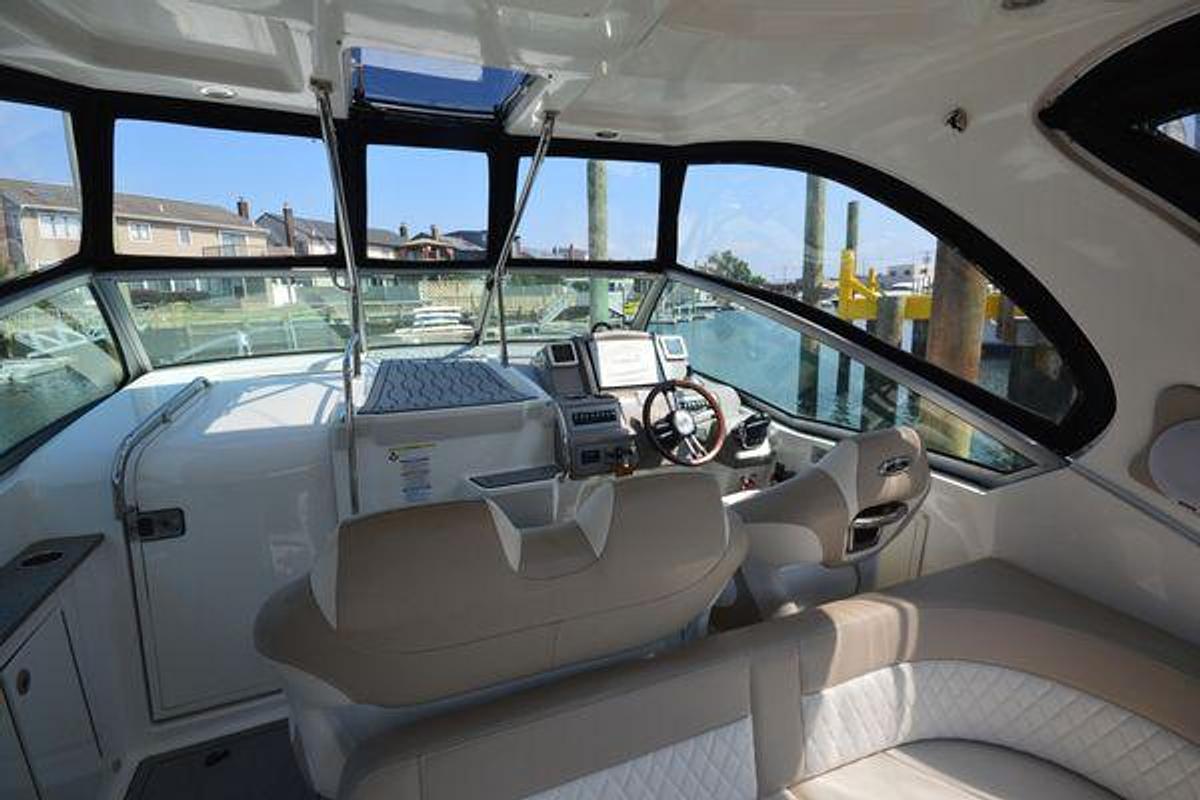 Used 2012 33' Chaparral 330 Signature | 33ft