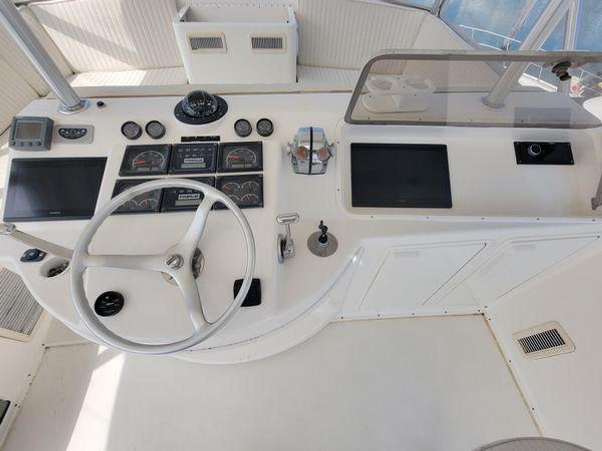 Used 2001 Ocean Yachts Super Sport - 56ft
