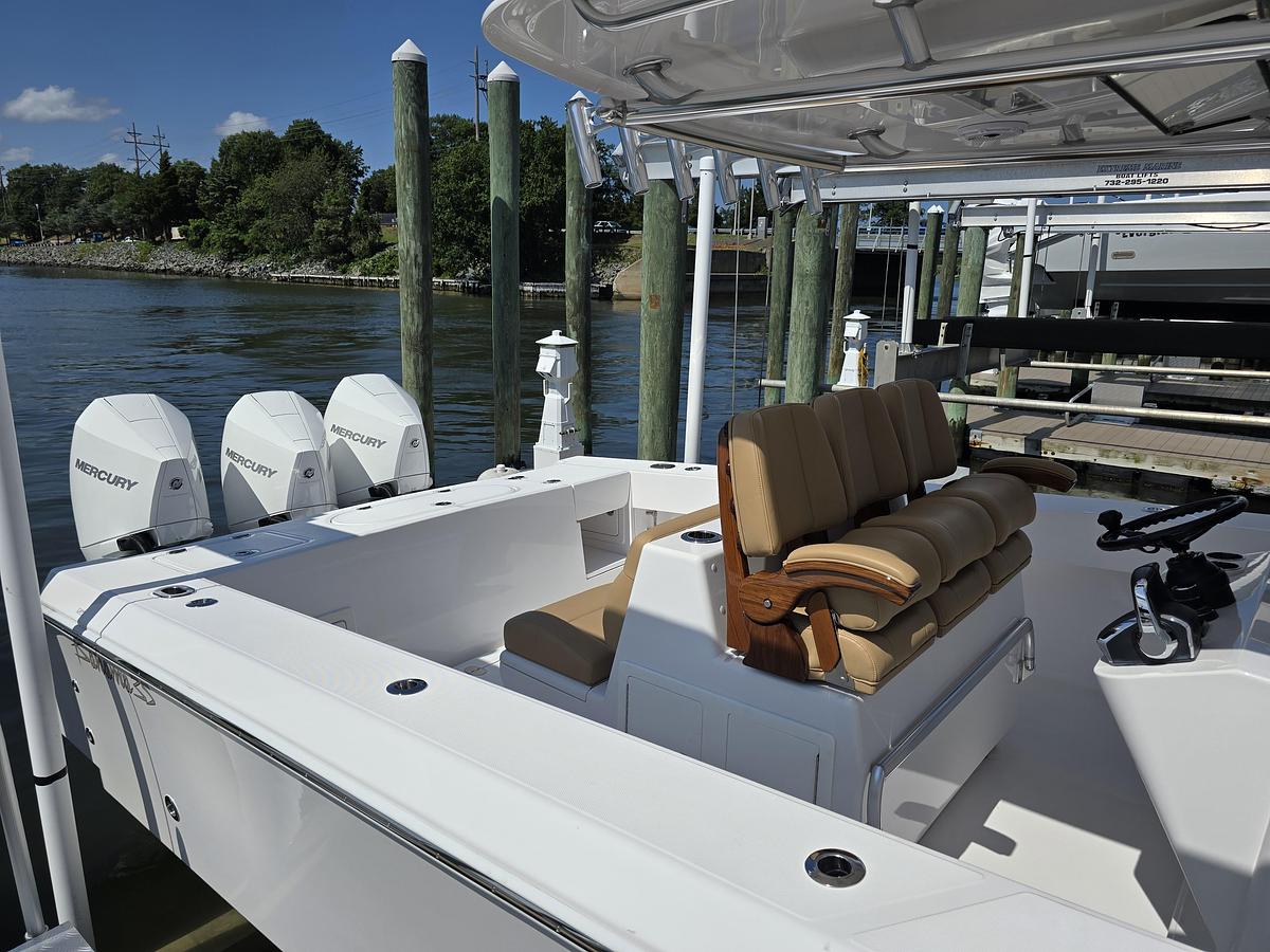 Used 2025 35 Bahama Super Center Console - 35ft