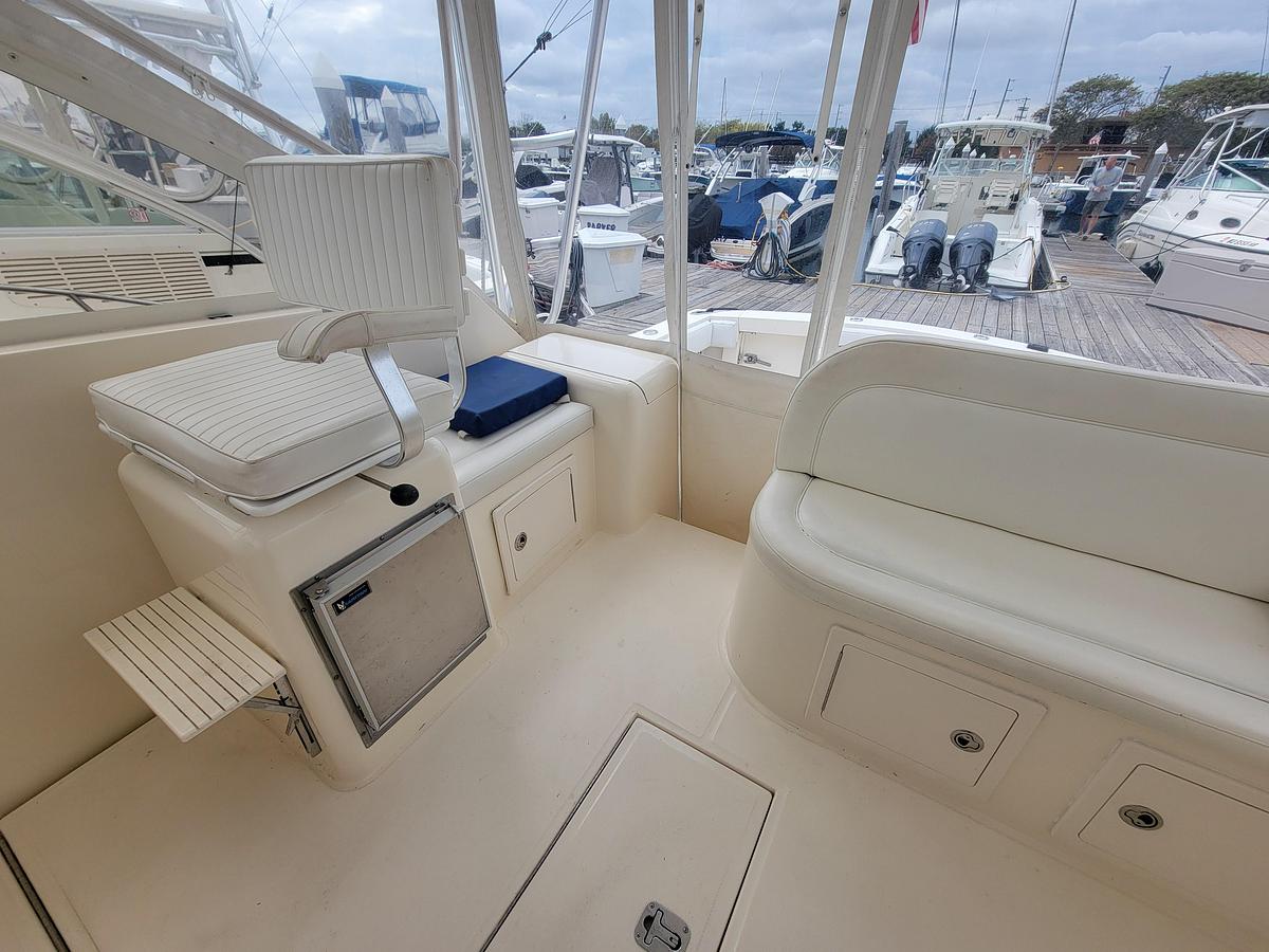 Used 2006 Carolina Classic 32 | 32ft