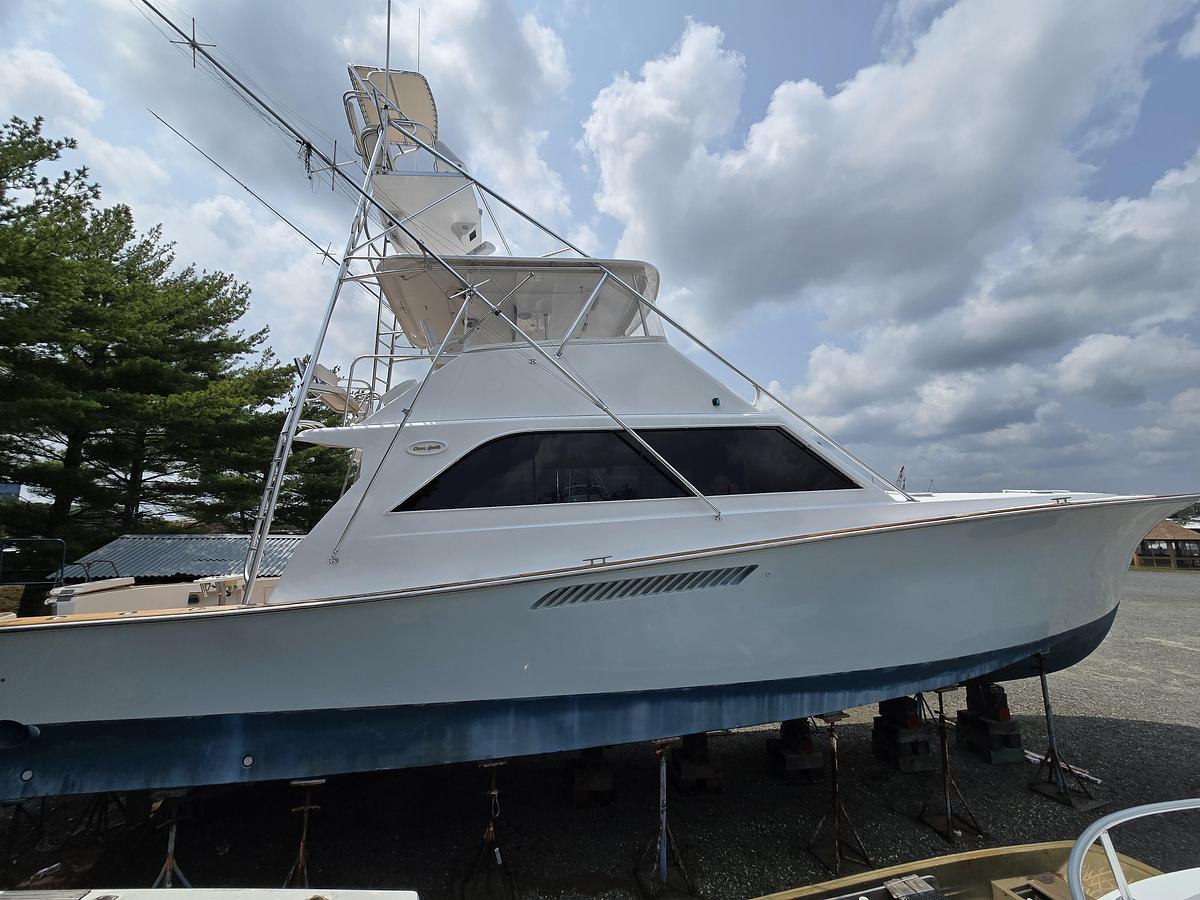 Used 1986 Ocean Yachts Super Sport | 55ft