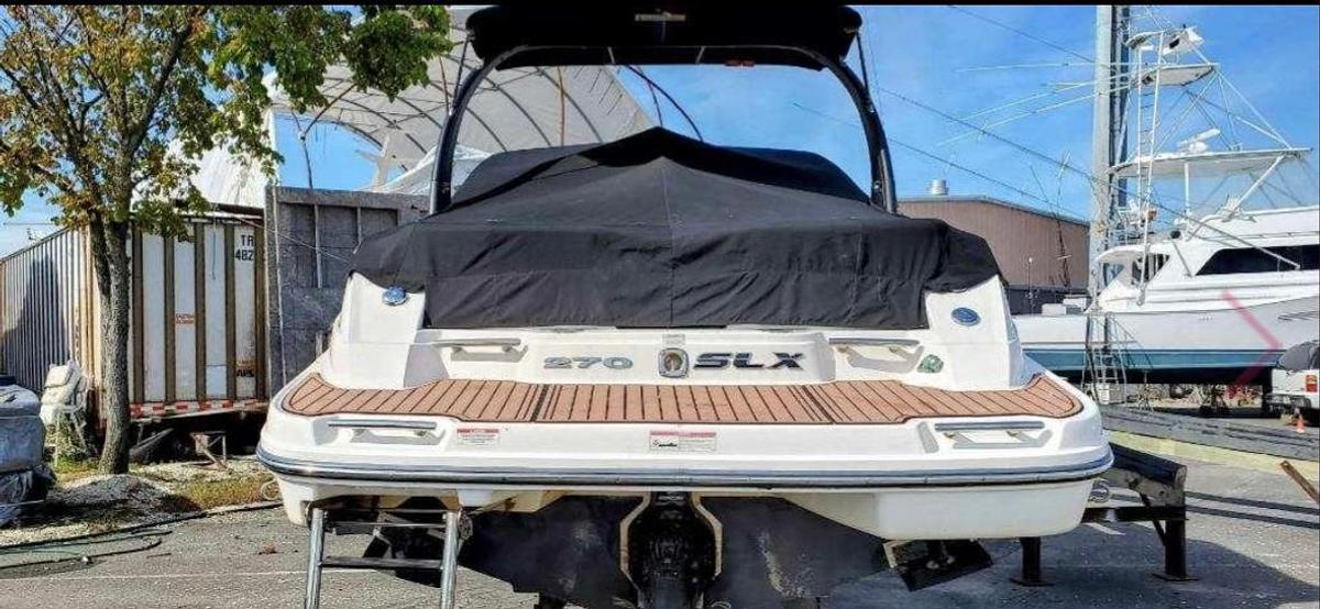 Used 2015 Sea Ray 270 SLX | 27ft