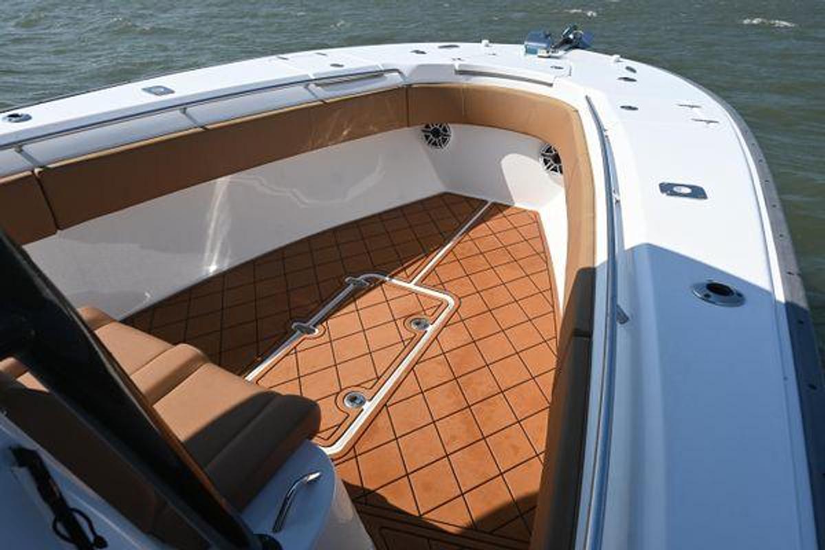 Used 2021 32' Cape Horn 32T | 32ft
