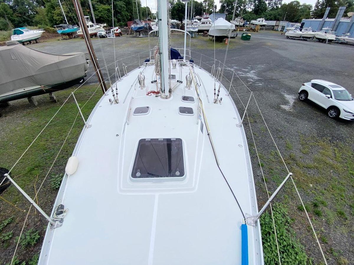 Used 2000 J Boats J/46 | 46ft