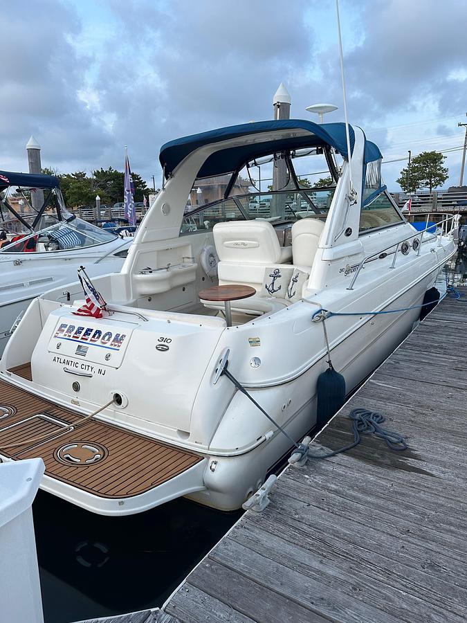 Used 2002 Sea Ray 310 Sundancer | 31ft