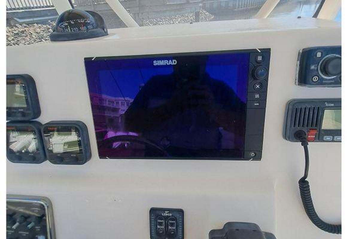 Used 2014 25' Cobia 256 Center Console | 25ft